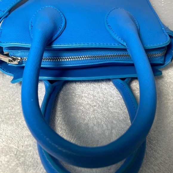 Wild Fable Vibrant Blue Mini Bag - Picture 4 of 10